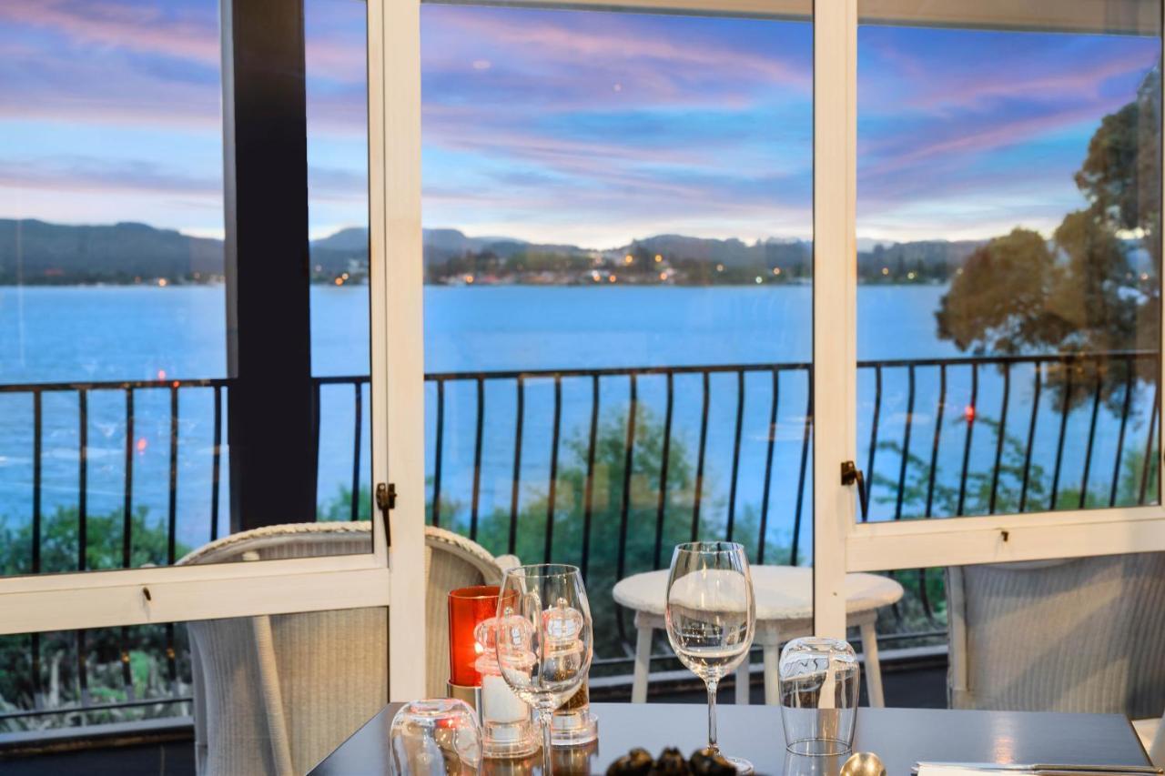 Black Swan Lakeside Boutique Hotel Rotorua Dış mekan fotoğraf