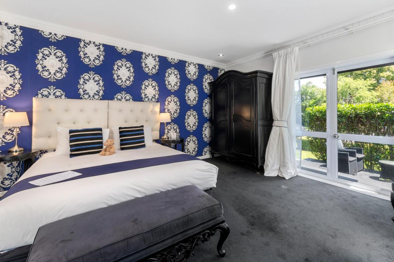 Black Swan Lakeside Boutique Hotel Rotorua Dış mekan fotoğraf