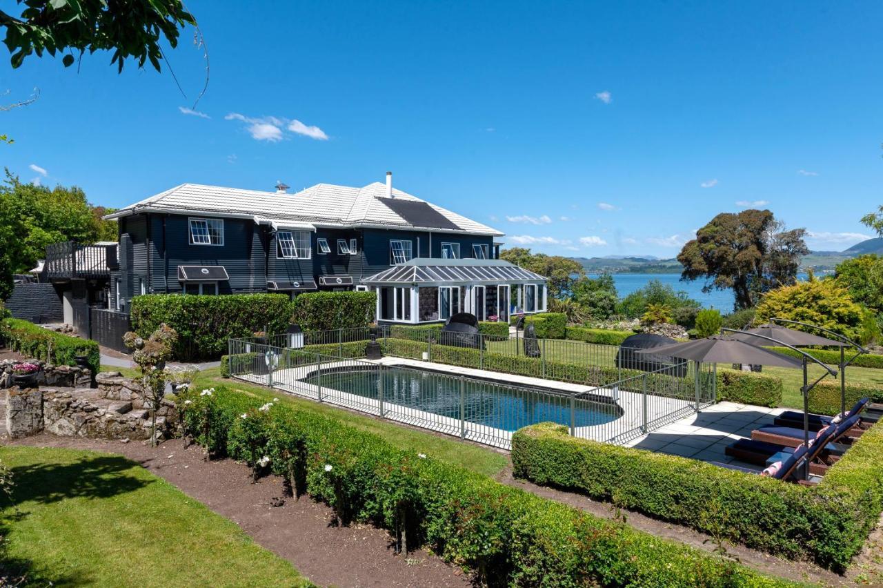 Black Swan Lakeside Boutique Hotel Rotorua Dış mekan fotoğraf