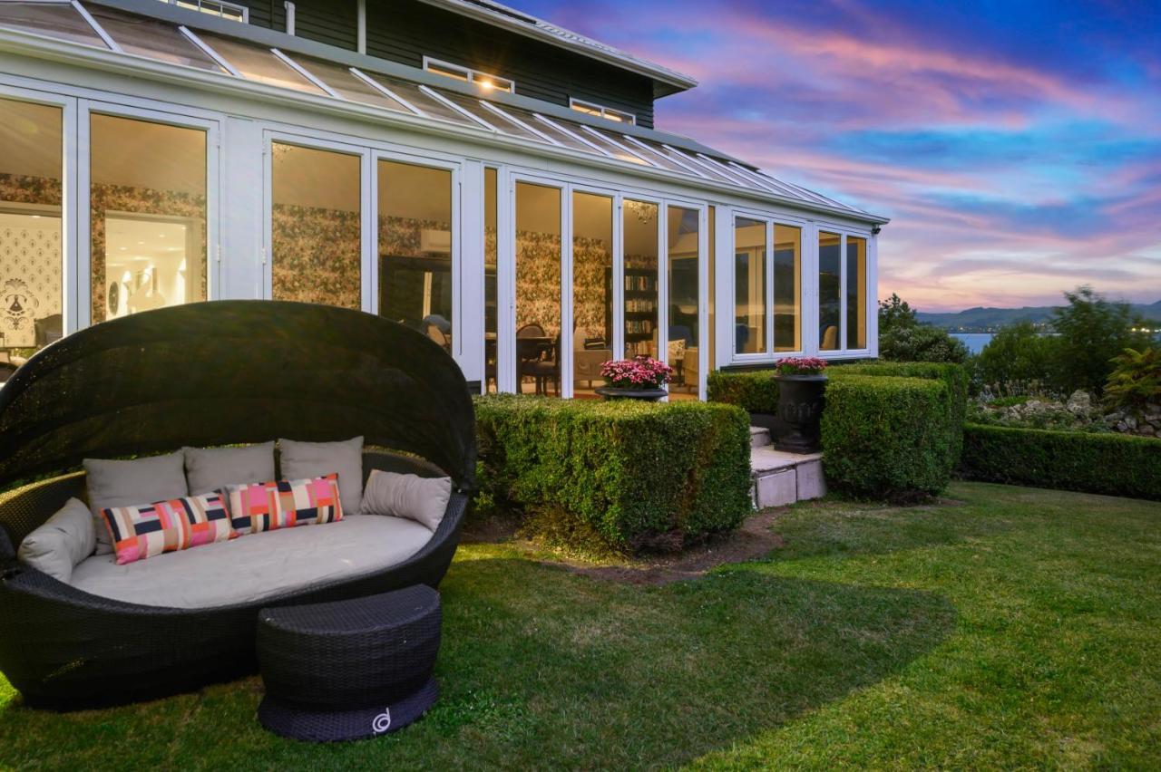 Black Swan Lakeside Boutique Hotel Rotorua Dış mekan fotoğraf
