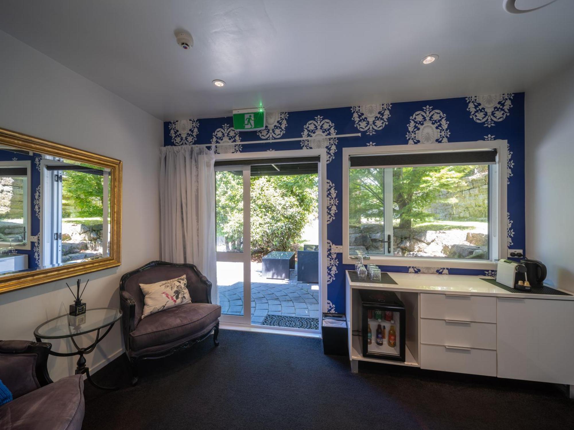 Black Swan Lakeside Boutique Hotel Rotorua Dış mekan fotoğraf