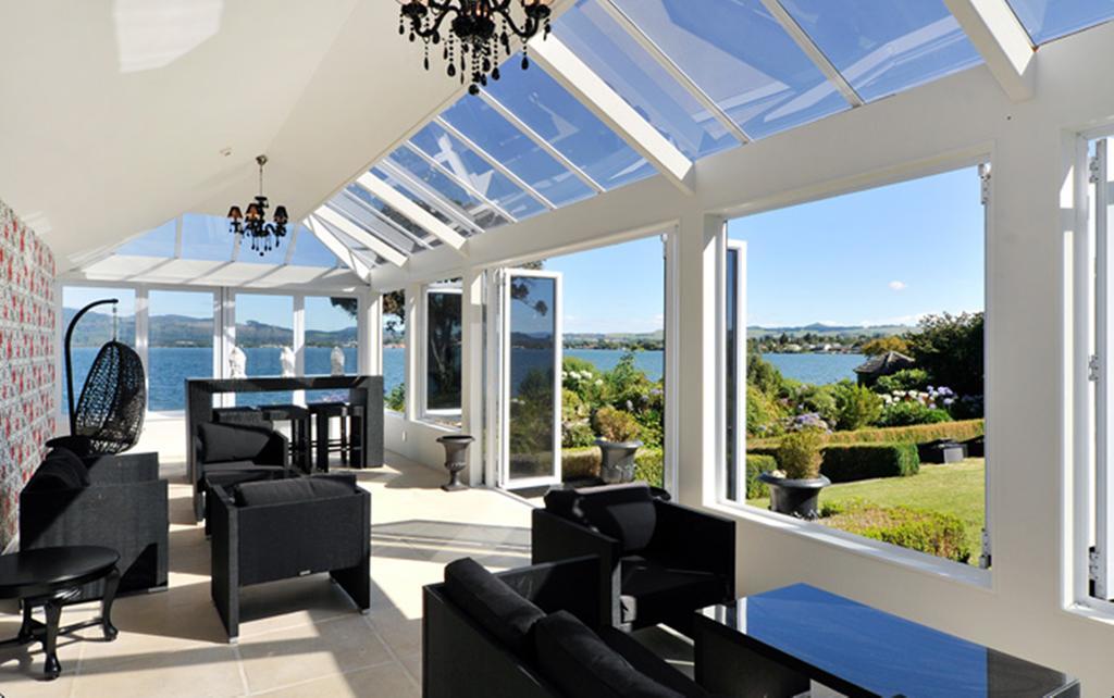 Black Swan Lakeside Boutique Hotel Rotorua Dış mekan fotoğraf