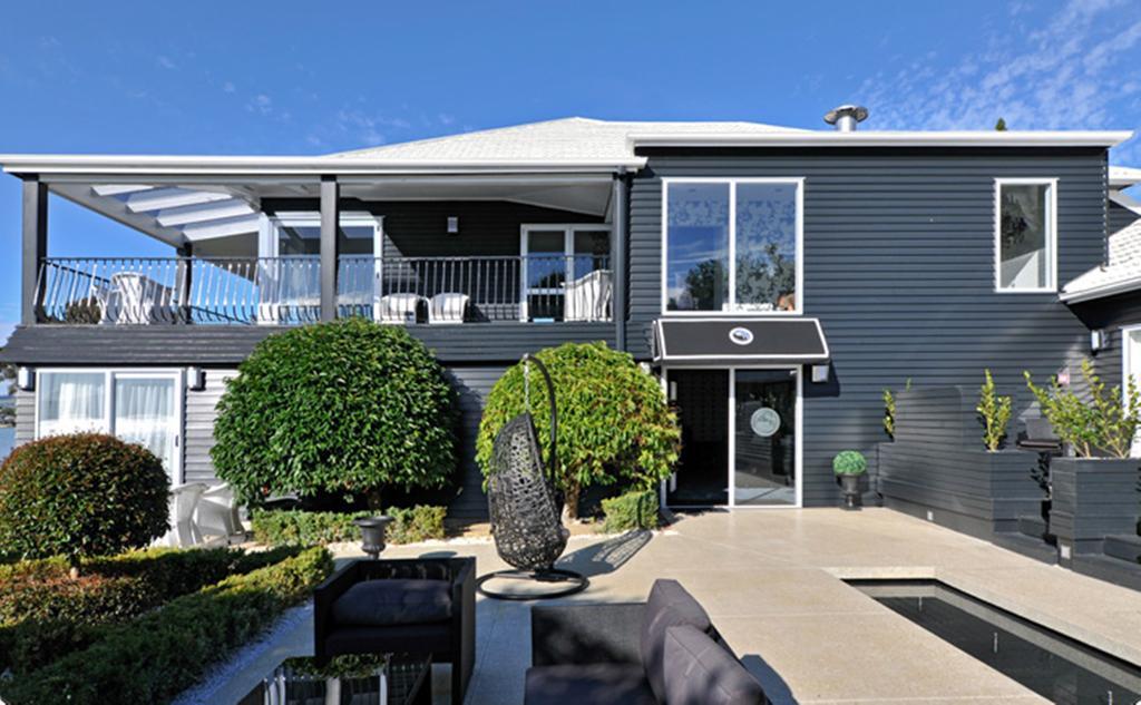 Black Swan Lakeside Boutique Hotel Rotorua Dış mekan fotoğraf