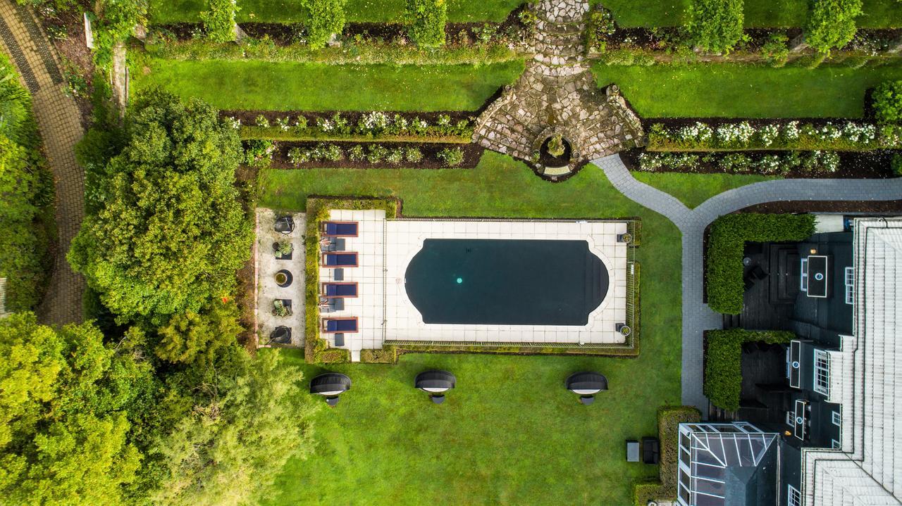 Black Swan Lakeside Boutique Hotel Rotorua Dış mekan fotoğraf