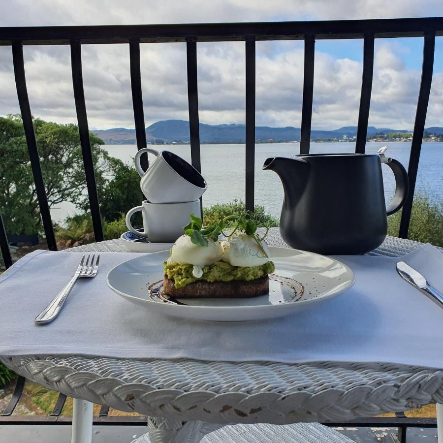 Black Swan Lakeside Boutique Hotel Rotorua Dış mekan fotoğraf